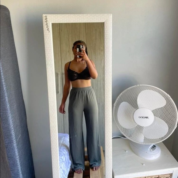 Wide leg pants - Picture 3 of 3